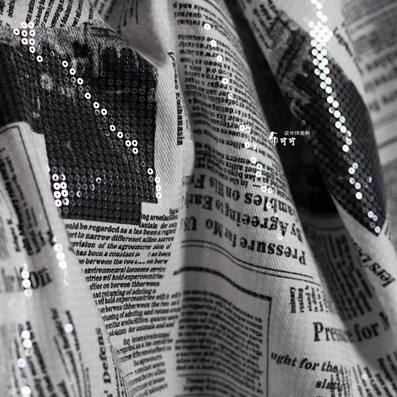 Sewing Tweed Fabric - İngilizce Graffiti Gazete Denim Payet Kumaş