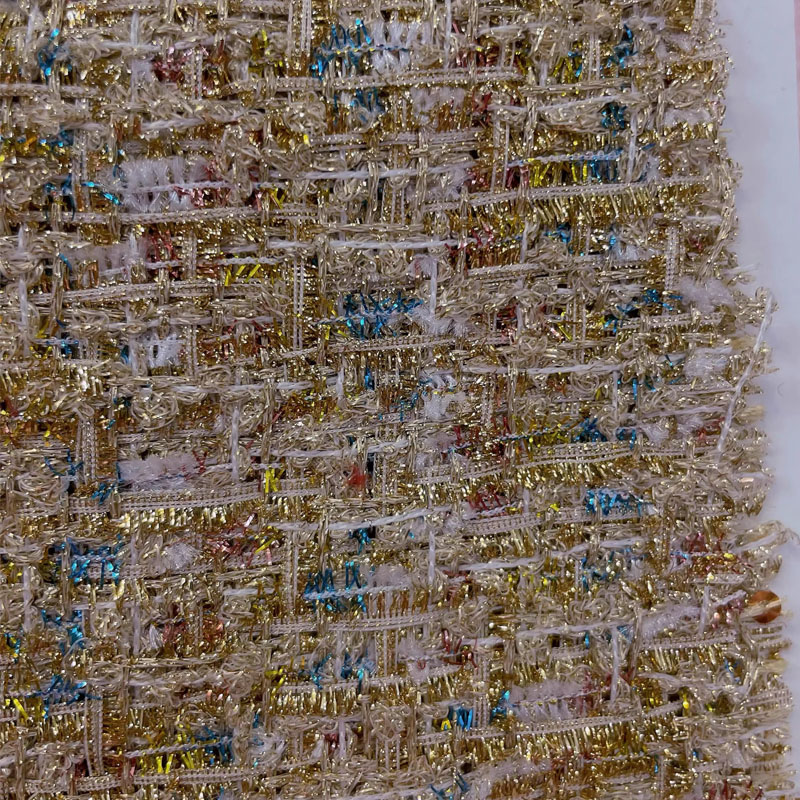 Altın Tel ve Pul Payetli Boyal - Sewing Tweed Fabric incelemesi ve fiyatı